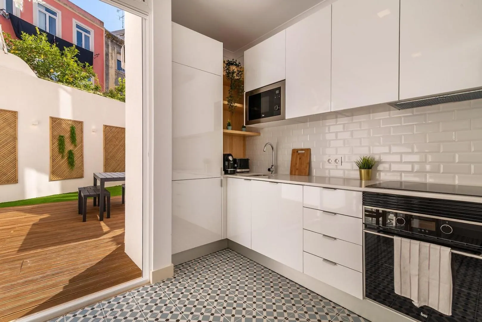 Apartment Guestready - Dazzling Stay With Private Terrace Lisbon Portugal